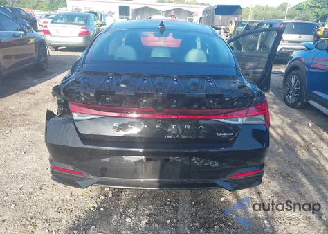 2021 Hyundai Elantra Limited z USA, uszkodzony, nr VIN 5NPLP4AG5MH023276